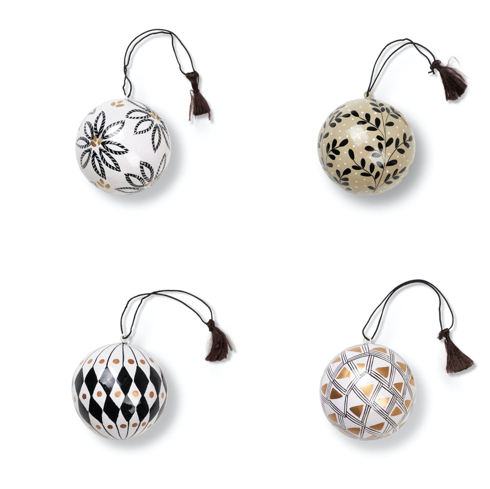 
                  
                    By Hand baubles, set of 4
                  
                