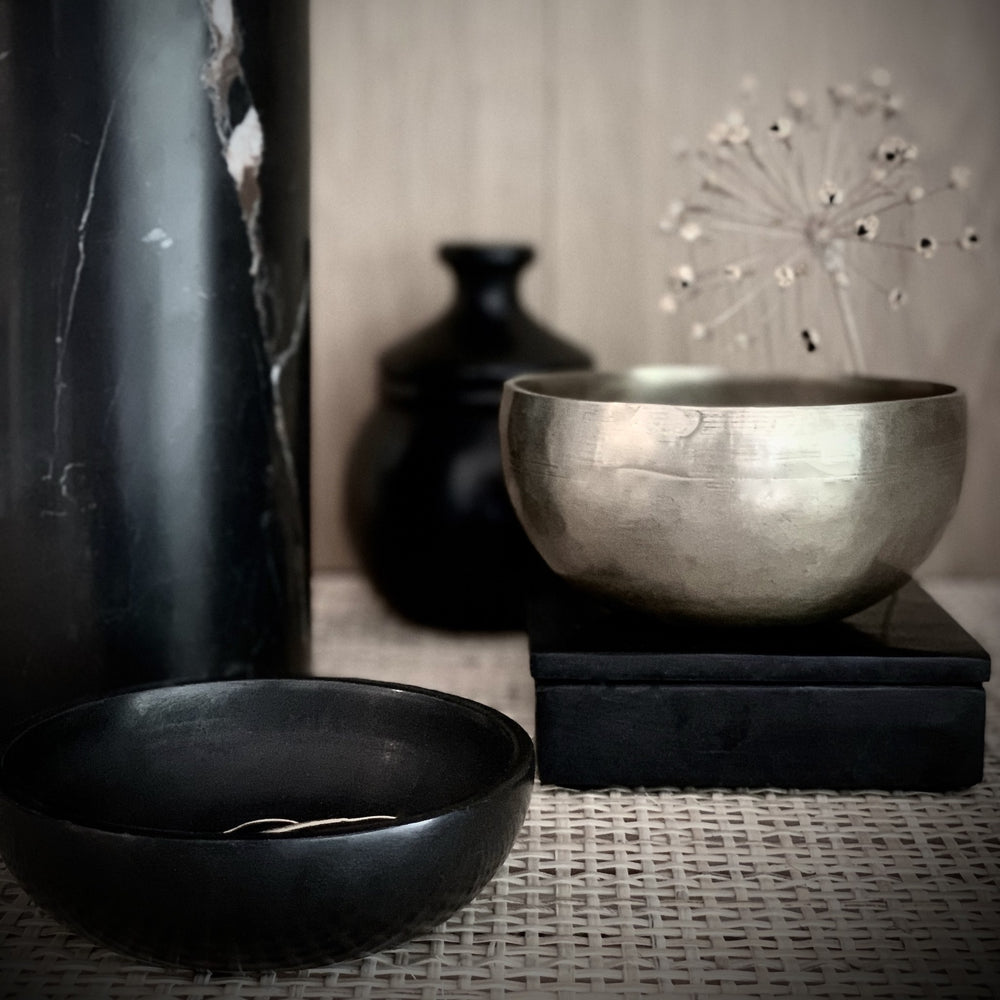 
                  
                    marblelous box small, black
                  
                