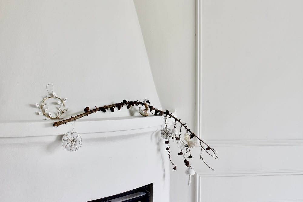 
                  
                    FAIRYTALE WREATH
                  
                